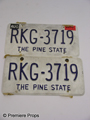 The Beaver Porter (Anton Yelchin) Plates Movie Props